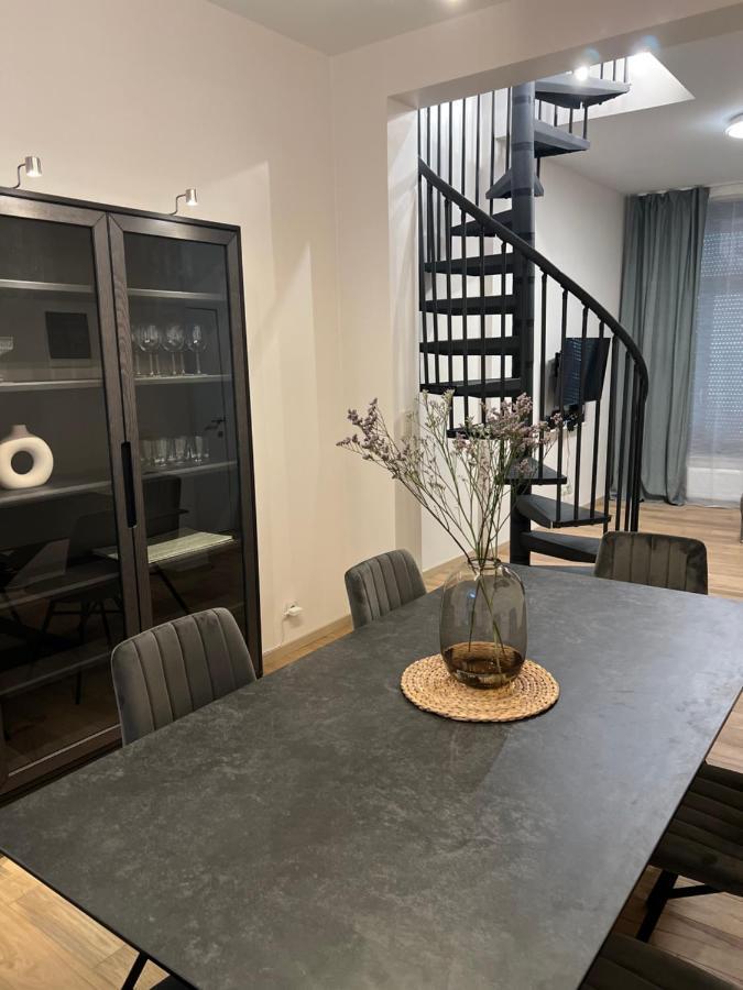 Exclusive Two-level With Private Terrace On The Canal Apartment