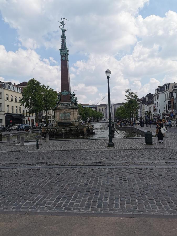 Exclusive Two-level With Private Terrace On The Canal Brussels